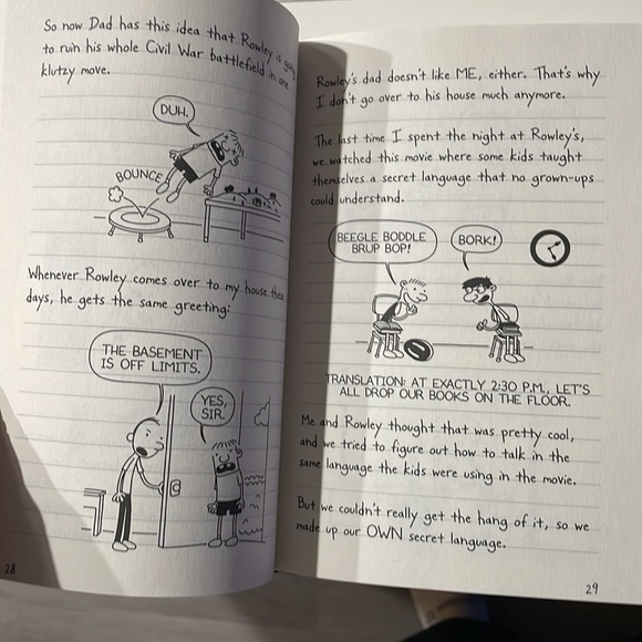 Diary of a Wimpy Kid Hardback Book- Rodrick Rules - Picture 5 of 5